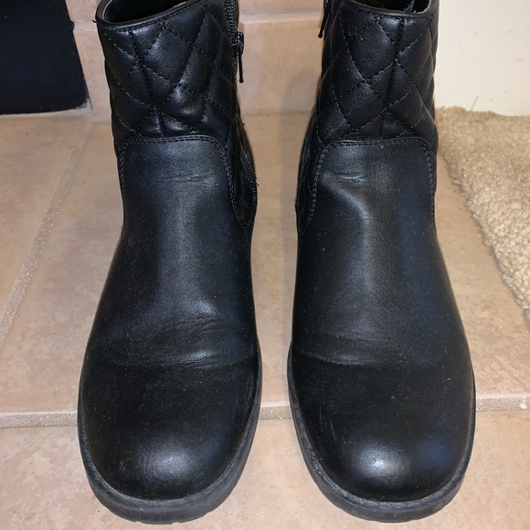 Bass Black Booties - Picture 4 of 4